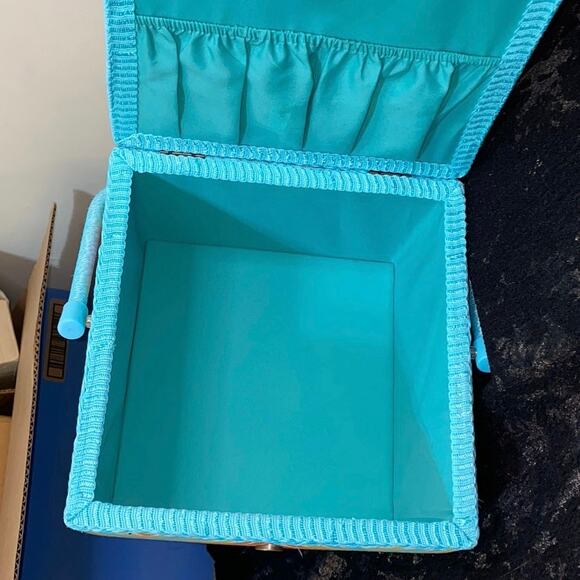 Vintage Fabric Covered Sewing Box Basket Padded with Tray Bright Wicker Handle - Picture 10 of 10